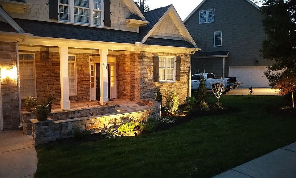 2nd image of 713 Streamwood Dr