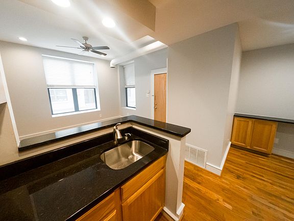 5th image of 726 N East St #12