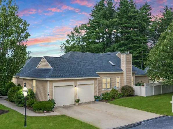 2 Turnberry Circle #113, Bedford, NH 03110