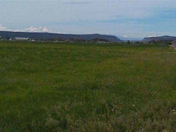 3rd image of 0 NE McKay Dr
