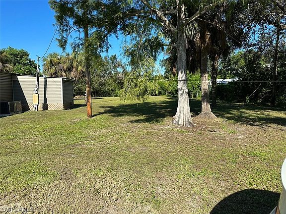 5th image of 8010 McDaniel Dr