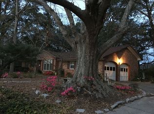 1312 Old Towne Rd, Charleston, SC 29407