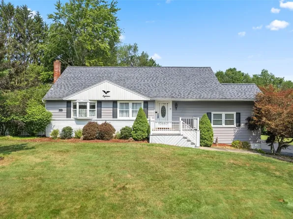 18 W Glann Rd, Apalachin, NY 13732