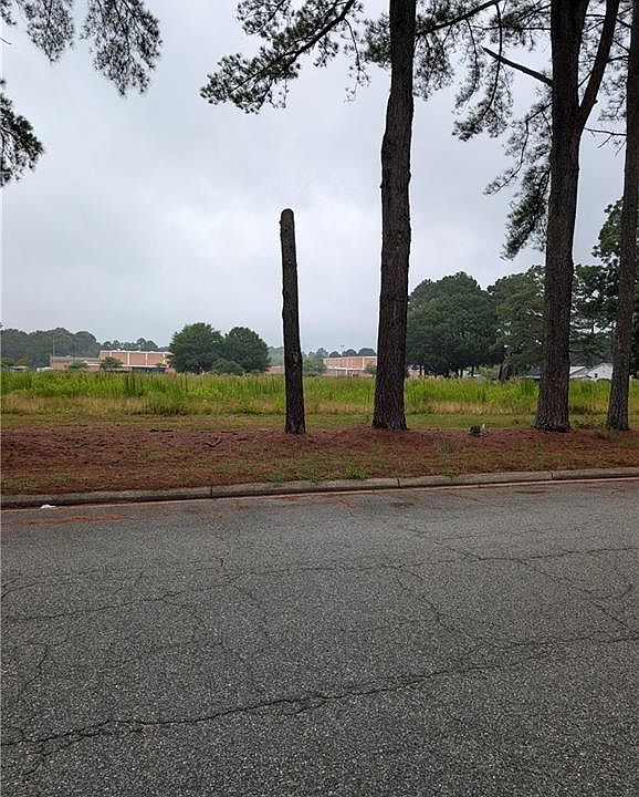 2nd image of 1055 Big Bethel Rd