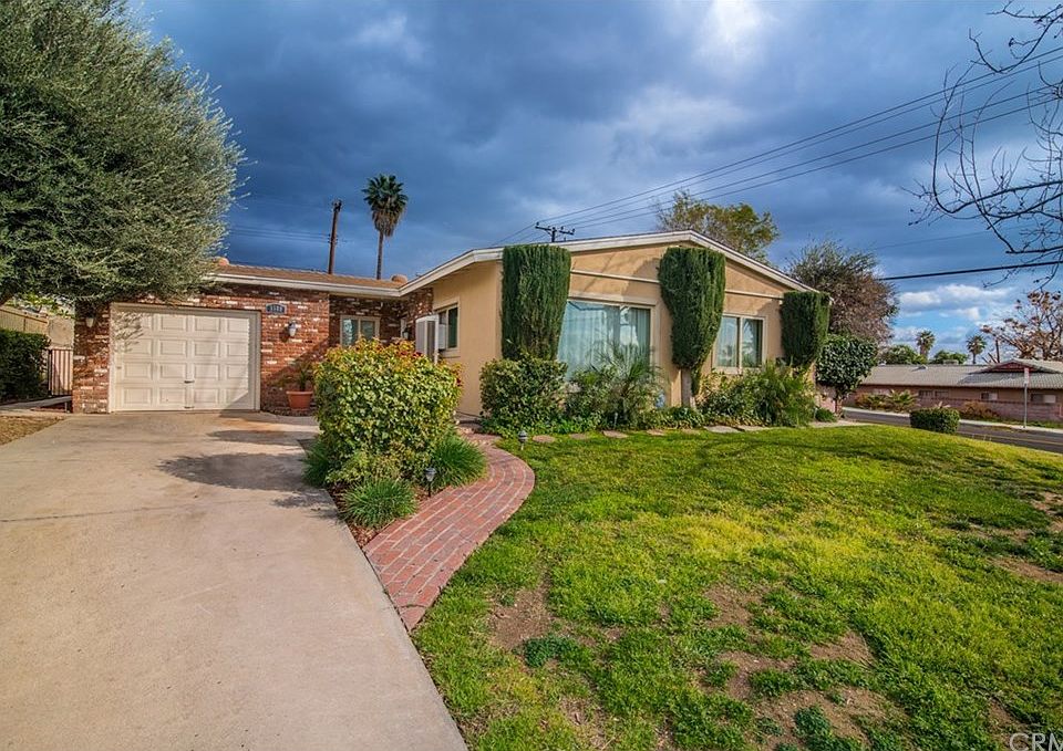 1st image of 5589 Golondrina Dr