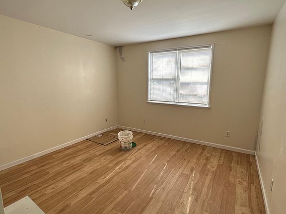5th image of 61-20 159th St Floor 2
