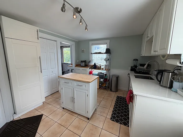 19 Buckman St #A — Photo 6