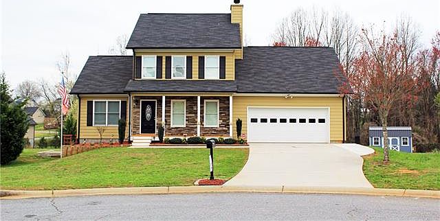1st image of 1661 Berkshire Dr