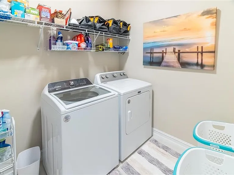 16366 Barclay Ct — Photo 26