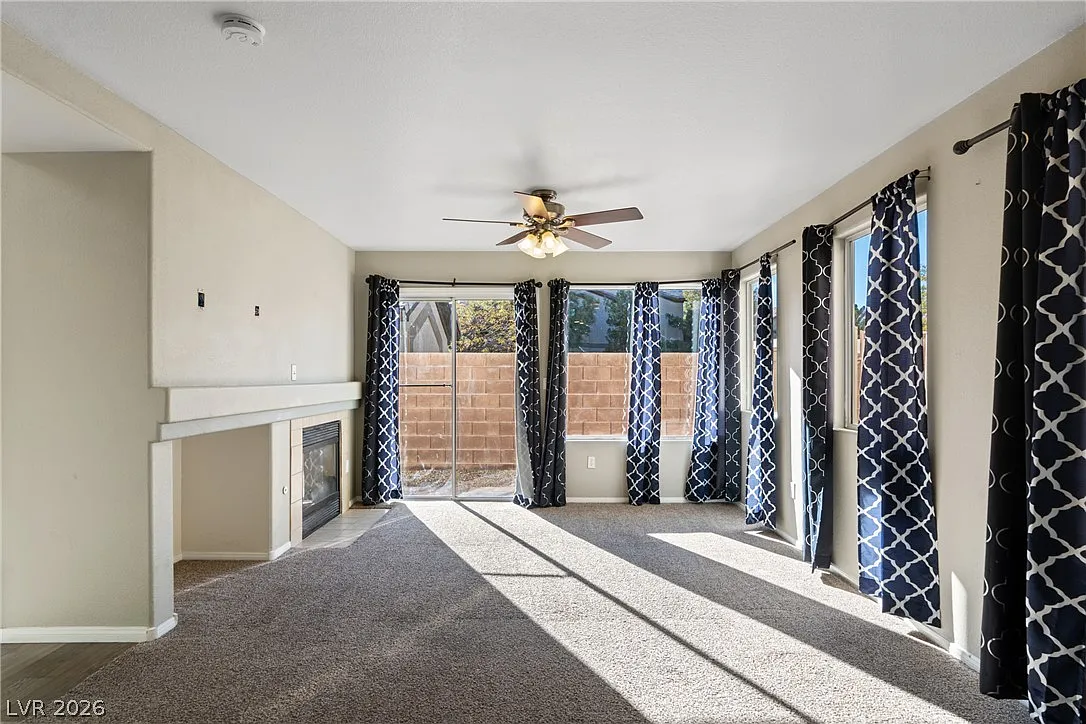 3 bed, 2.5 bath, 1741 sqft, $1,995 — Photo 4