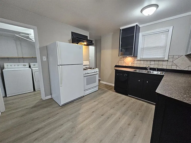 17670 Lincoln Ave — Photo 7