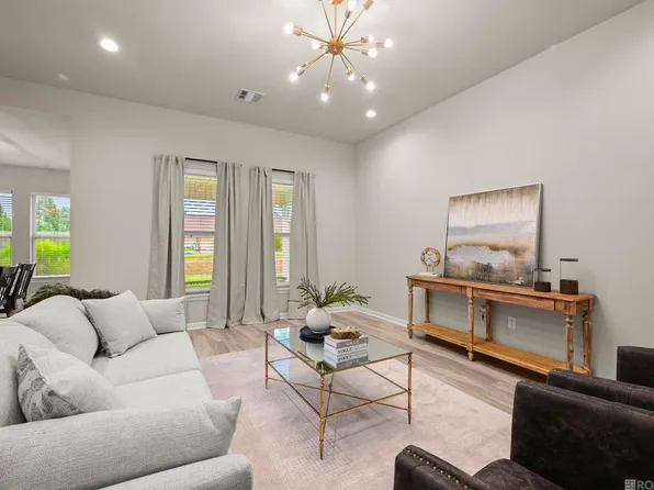 11098 E Auster Ln, Gonzales, LA 70737