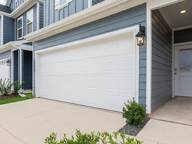 3538 Lovebird Ln — Photo 2