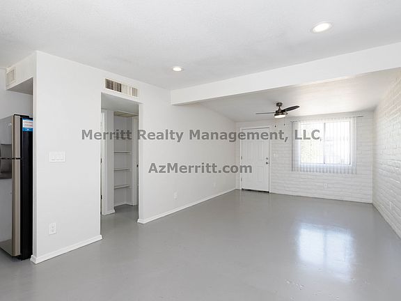 4th image of 50 W King Rd APT 11