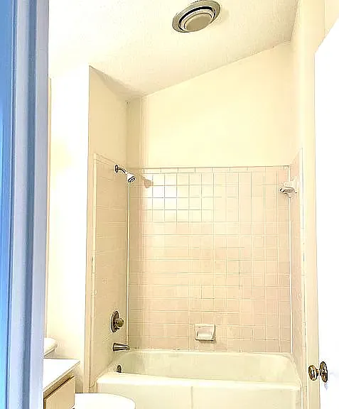39 Lantern Ln — Photo 19