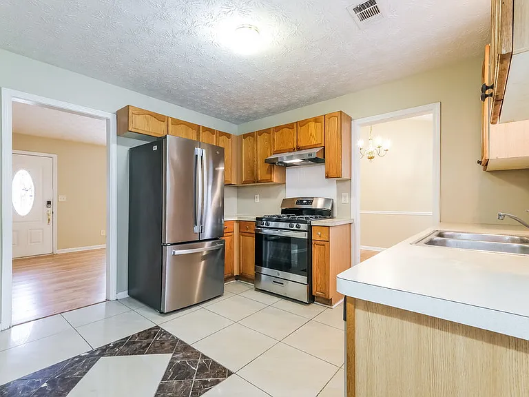 1280 Kilgore Rd — Photo 9
