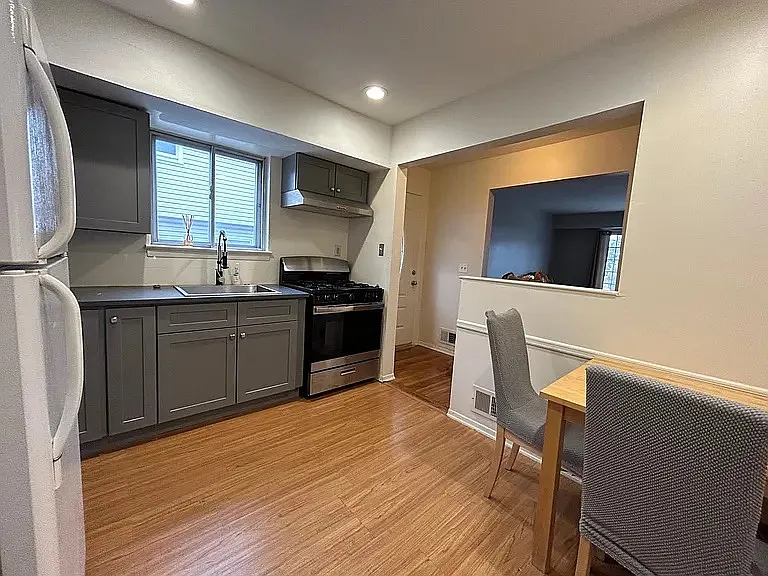 1 bed, $1,800 — Photo 4
