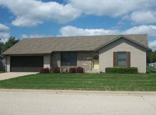2114 Arbutus St, Janesville, WI 53546