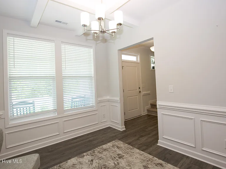 88 Kensington Dr — Photo 8