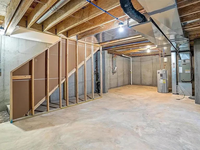 3612 Starkville St — Photo 21