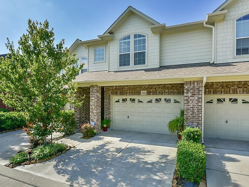 1st image of 10944 Chazenwood Dr
