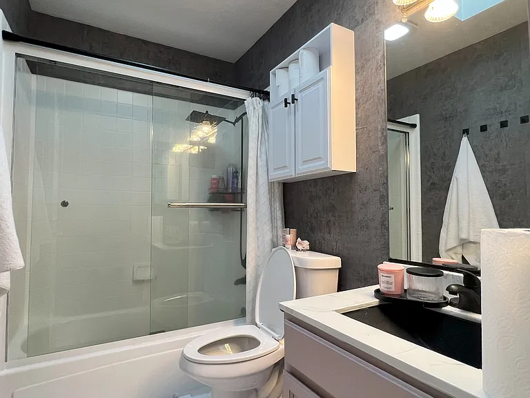 548 26th Ave #4B — Photo 7