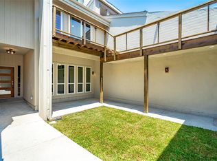 4131 Buena Vista St, Dallas, TX 75204