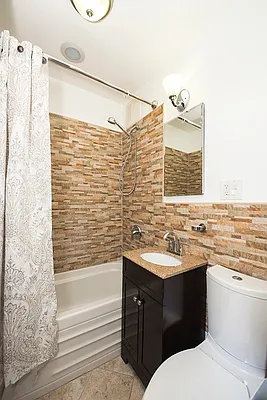 Rented by Perry Associates NYC Inc | media 27