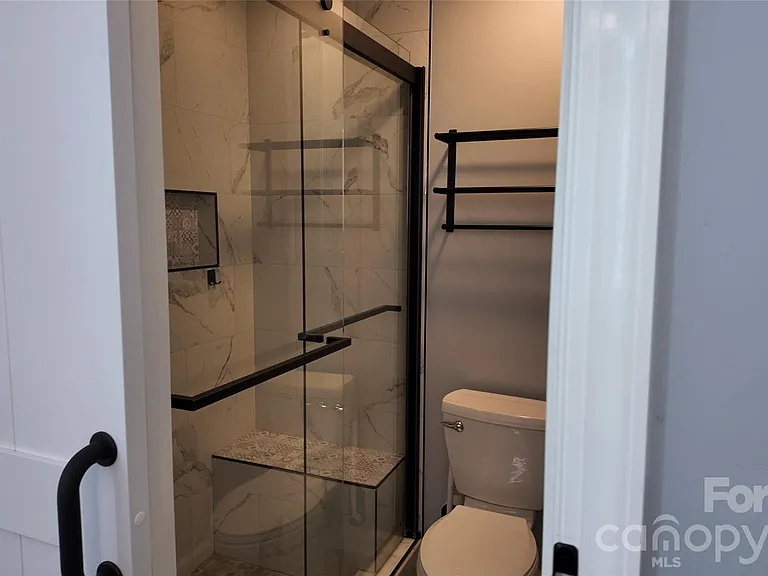 410 Farm Branch Dr — Photo 28