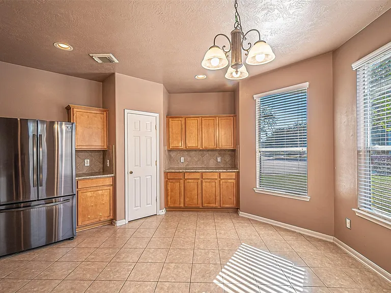 7431 Riven Oaks Ct — Photo 15