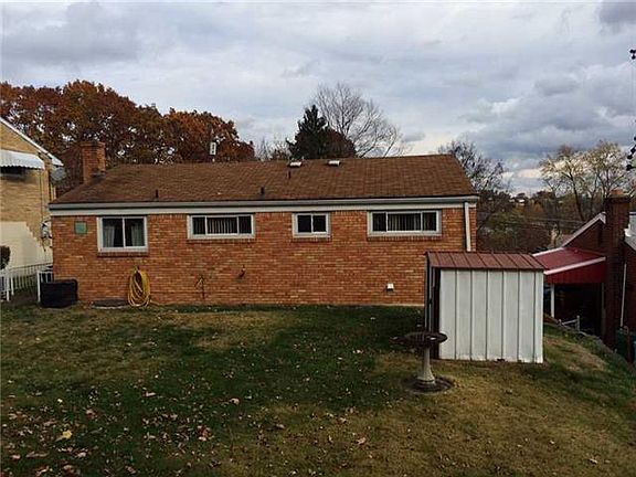 3rd image of 2904 Jameson Dr