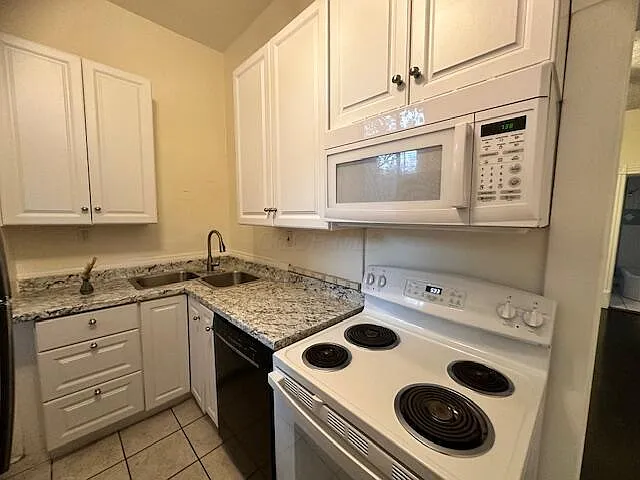 174 Reinhard Ave — Photo 5