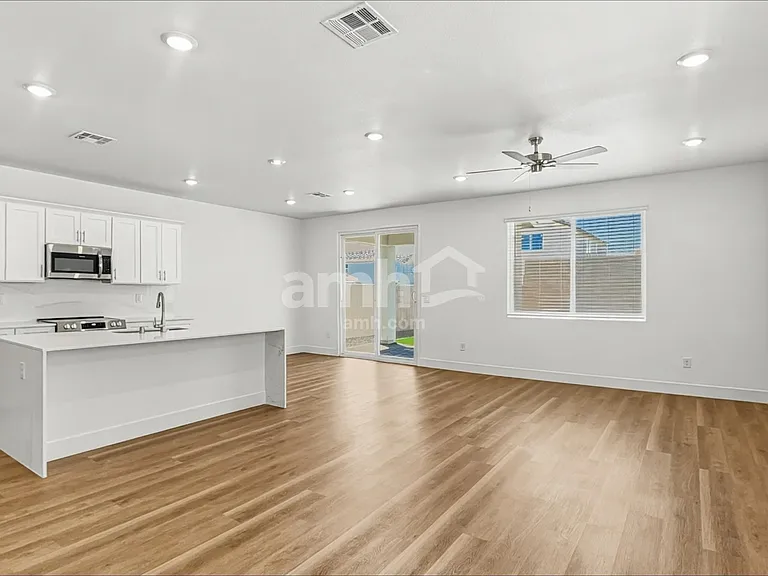 9579 Marchmont Rd — Photo 6