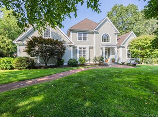 640 Reservoir Rd, Cheshire, CT 06410