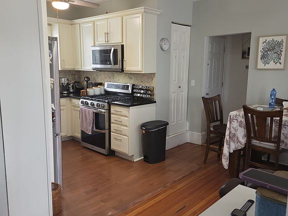 2nd image of 25 Acton St #1