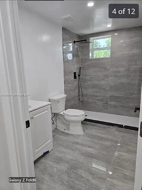 3 bed, 2.0 bath, $3,950 — Photo 4