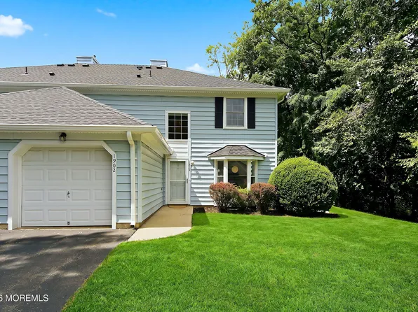 1902 Buckingham Circle, Middletown, NJ 07748