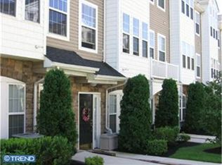 3 Turtle Ct, Delanco, NJ 08075