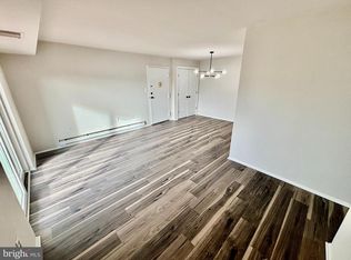 327 Saint Marys Ave, La Plata, MD 20646