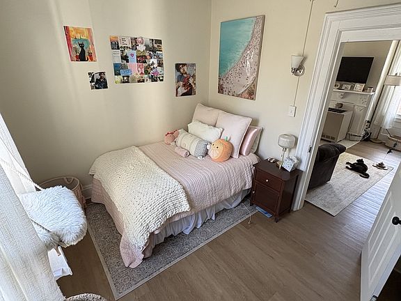 5th image of 929 Broadway APT 2