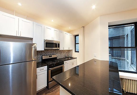 4th image of 531 W 151st St #46