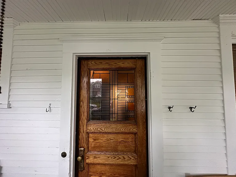807 Blair Ave — Photo 2