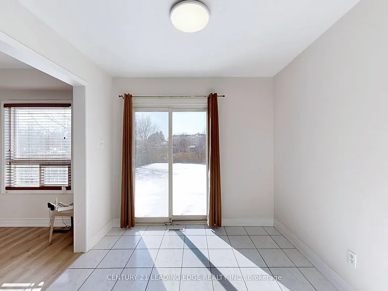107 Joycedale St #MAIN FLOOR — Photo 14