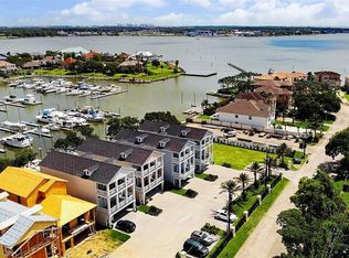 2172 Marina Way, Kemah, TX 77565