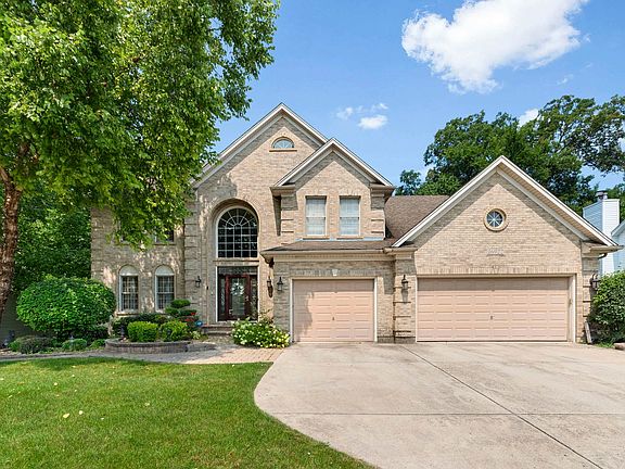 2nd image of 16922 Arbor Creek Dr