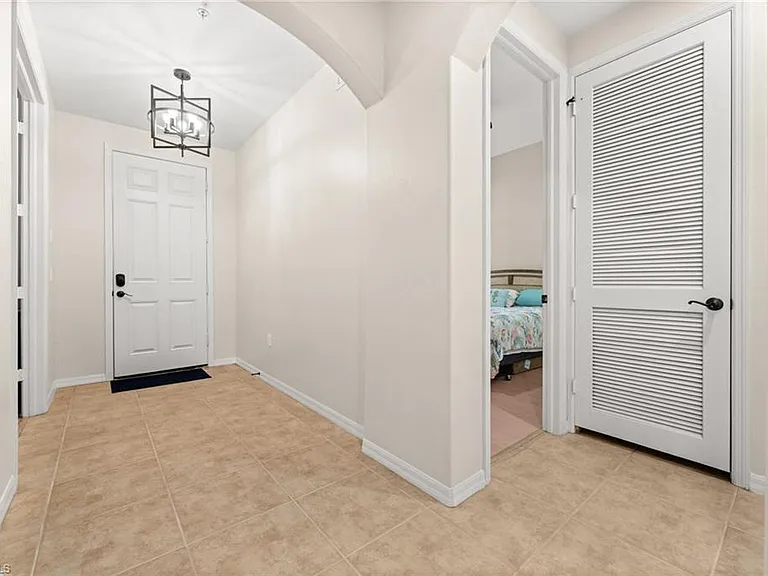 15121 Laguna Dr #102 — Photo 21