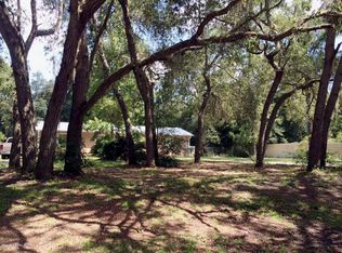 220 Marlin Rd, Pomona Park, FL 32181