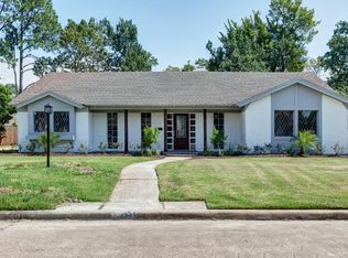 1454 Davon Ln, Houston, TX 77058