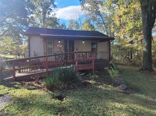 2884 Barder Ave SE, Warren, OH 44484