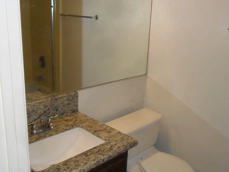 10235 Corkwood Ct — Photo 9